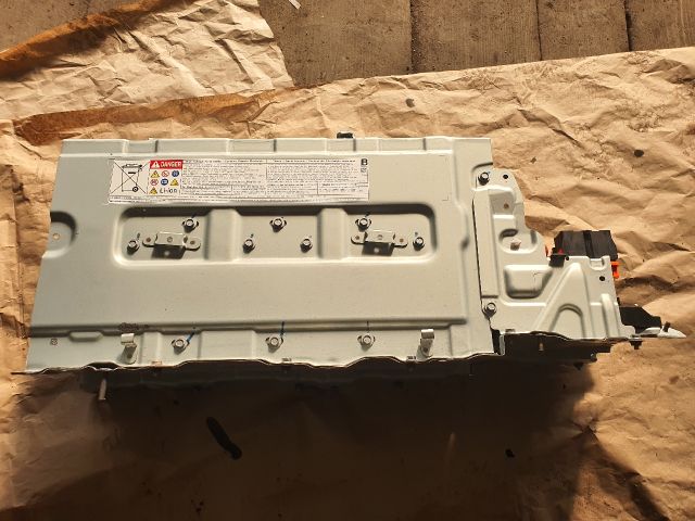 bontott TOYOTA PRIUS Hybrid Akkumulátor