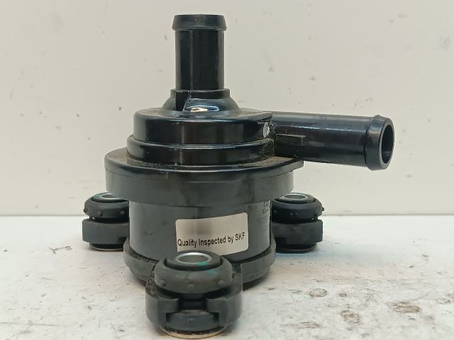 bontott TOYOTA PRIUS Inverter Vízpumpa