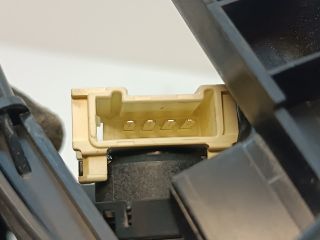 bontott TOYOTA PRIUS Jobb A Oszlop Hangszóró Burkolat