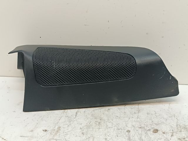 bontott TOYOTA PRIUS Jobb A Oszlop Hangszóró Burkolat