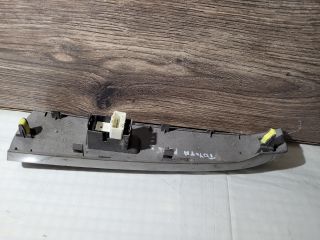 bontott TOYOTA PRIUS Jobb első Ablakemelő Kapcsoló