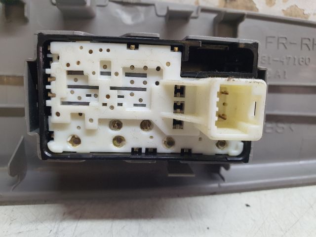 bontott TOYOTA PRIUS Jobb első Ablakemelő Kapcsoló