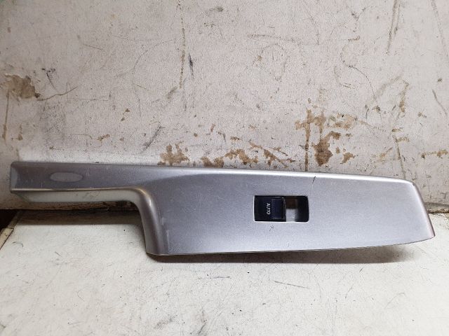 bontott TOYOTA PRIUS Jobb első Ablakemelő Kapcsoló