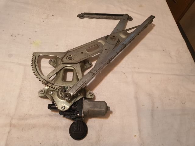 bontott TOYOTA PRIUS Jobb első Ablakemelő Szerkezet (Elektromos)