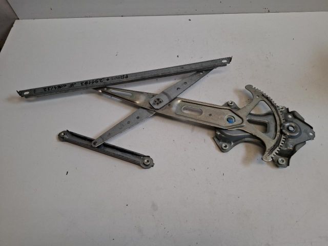 bontott TOYOTA PRIUS Jobb első Ablakemelő Szerkezet (Elektromos)