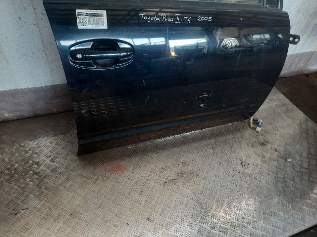 bontott TOYOTA PRIUS Jobb első Ajtó (Részeivel)