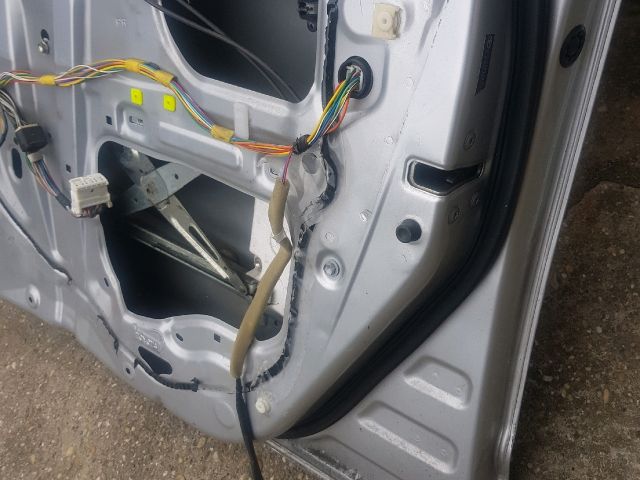 bontott TOYOTA PRIUS Jobb első Ajtó (Üres lemez)