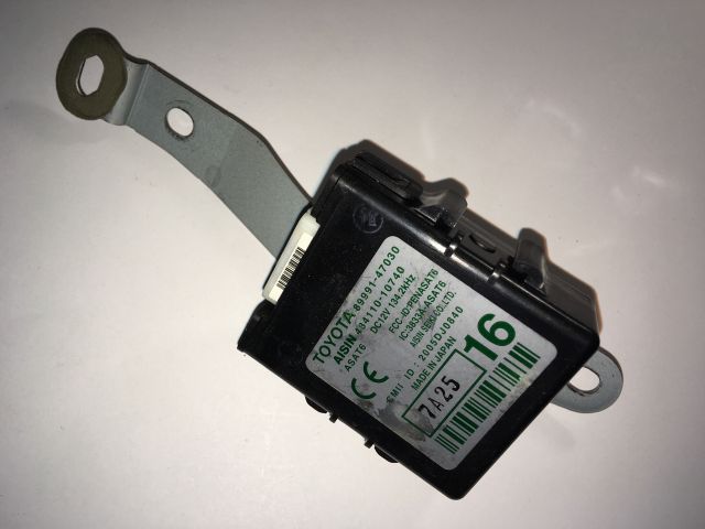 bontott TOYOTA PRIUS Jobb első Ajtó Vezérlőegység