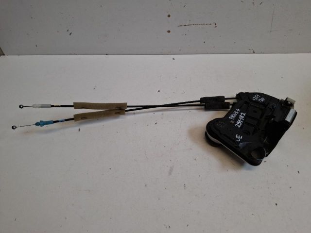 bontott TOYOTA PRIUS Jobb első Ajtózár