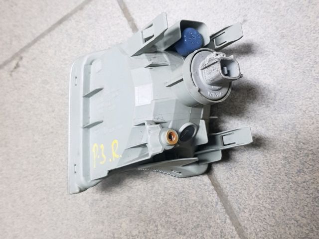 bontott TOYOTA PRIUS Jobb első Irányjelző