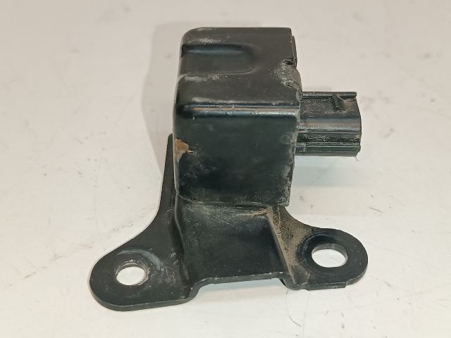 bontott TOYOTA PRIUS Jobb első Oldal Ütközés Érzékelő