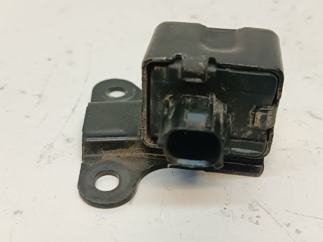 bontott TOYOTA PRIUS Jobb első Oldal Ütközés Érzékelő