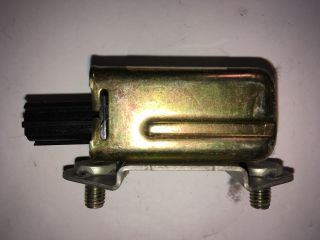 bontott TOYOTA PRIUS Jobb első Oldal Ütközés Érzékelő