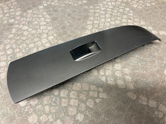 bontott TOYOTA PRIUS Jobb hátsó Ablakemelő Kapcsoló