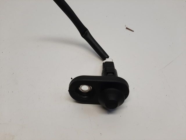 bontott TOYOTA PRIUS Jobb hátsó Ajtó Kapcsoló