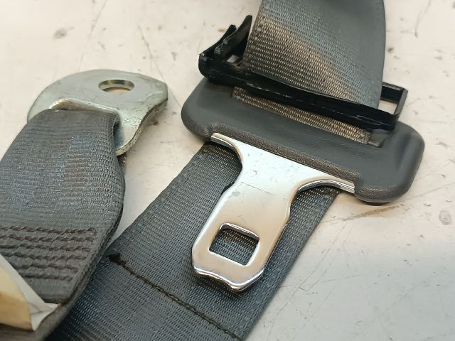 bontott TOYOTA PRIUS Jobb hátsó Biztonsági Öv