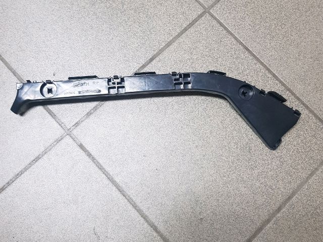 bontott TOYOTA PRIUS Jobb hátsó Lökhárító Tartó (Műanyag)