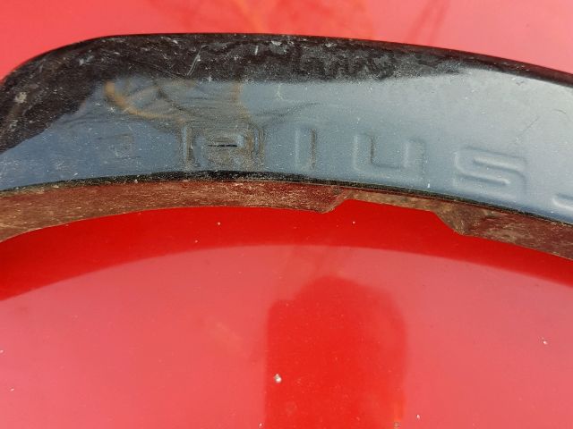 bontott TOYOTA PRIUS Jobb hátsó Sárvédő Szélesítő