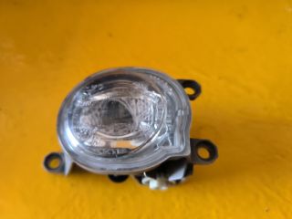 bontott TOYOTA PRIUS Jobb Ködfényszóró