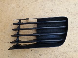 bontott TOYOTA PRIUS Jobb Ködlámpa Rács