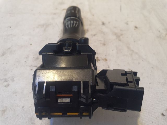 bontott TOYOTA PRIUS Jobb Kormánykapcsoló Ablaktörlő