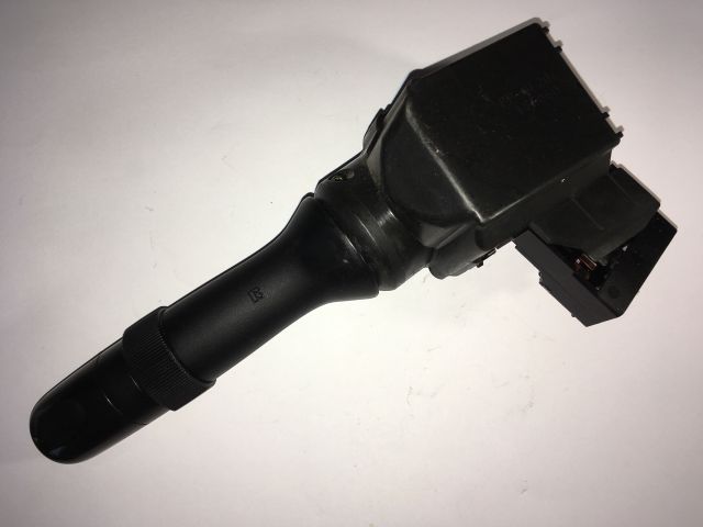 bontott TOYOTA PRIUS Jobb Kormánykapcsoló Ablaktörlő