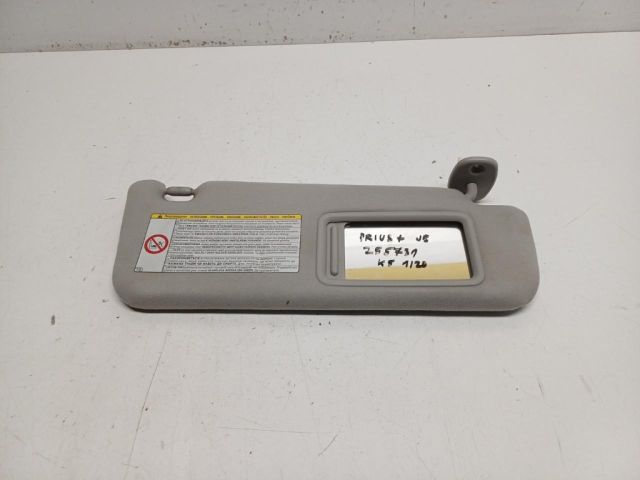 bontott TOYOTA PRIUS Jobb Napellenző