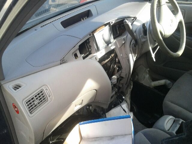 bontott TOYOTA PRIUS Jobb Napellenző