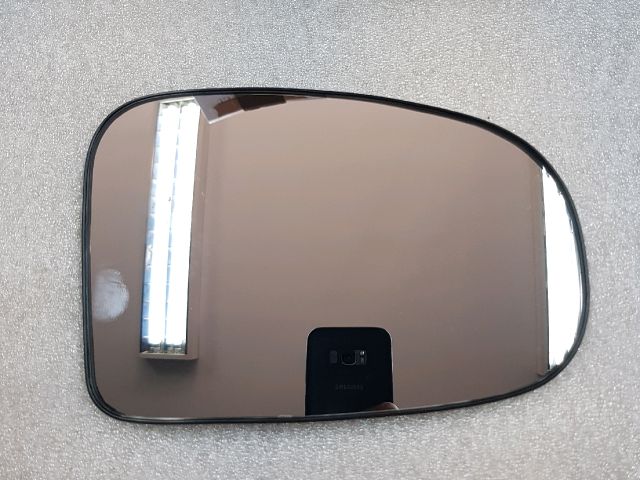 bontott TOYOTA PRIUS Jobb Tükörlap