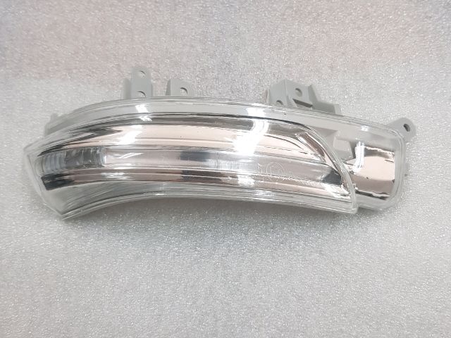 bontott TOYOTA PRIUS Jobb Visszapillantó Tükör Irányjelző