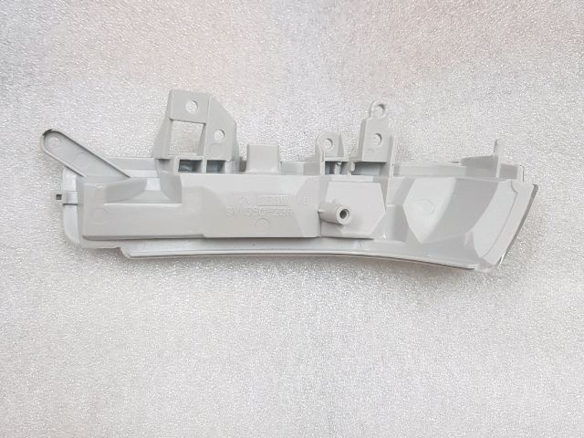 bontott TOYOTA PRIUS Jobb Visszapillantó Tükör Irányjelző