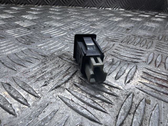 bontott TOYOTA PRIUS Kapcsoló (Magában)