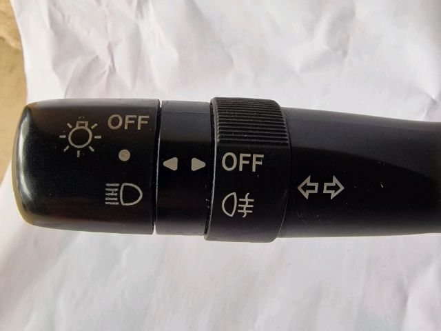 bontott TOYOTA PRIUS Komplett Kormánykapcsoló (Bajuszkapcsoló)