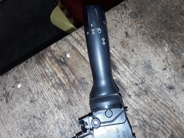 bontott TOYOTA PRIUS Komplett Kormánykapcsoló (Bajuszkapcsoló)