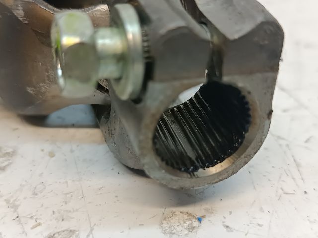 bontott TOYOTA PRIUS Kormánykardán