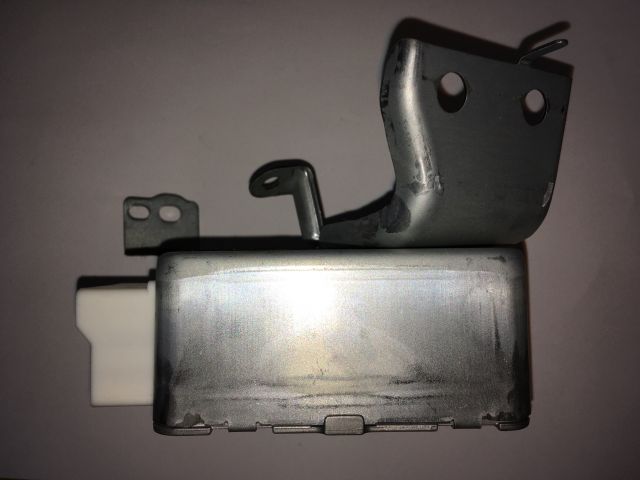 bontott TOYOTA PRIUS Kormánymű Elektronika