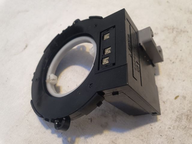 bontott TOYOTA PRIUS Kormányszög Jeladó