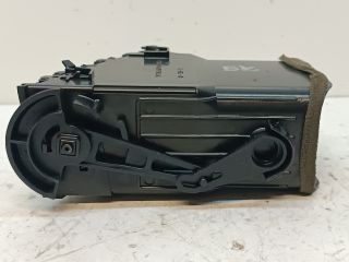 bontott TOYOTA PRIUS Középső Bal Szellőző