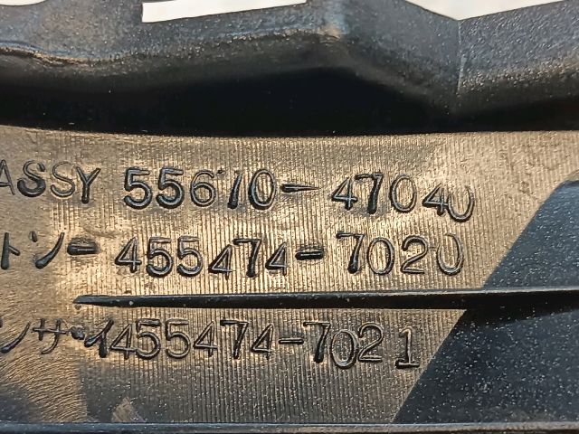 bontott TOYOTA PRIUS Középső Szellőző Keret