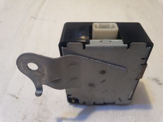 bontott TOYOTA PRIUS Központizár Elektronika