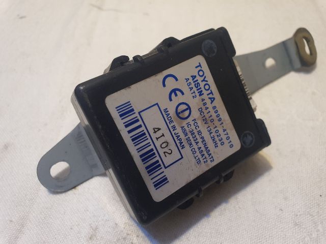 bontott TOYOTA PRIUS Központizár Elektronika