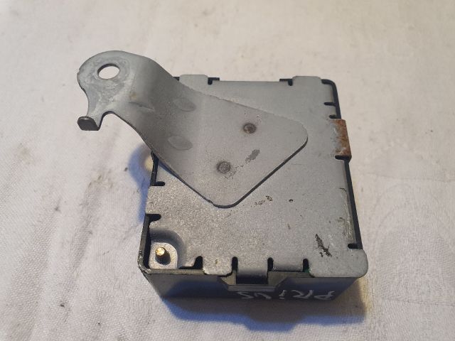 bontott TOYOTA PRIUS Központizár Elektronika