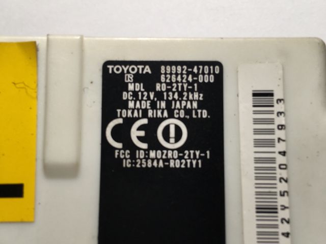 bontott TOYOTA PRIUS Kulcs Nélküli Nyitás Jeladó