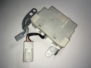 bontott TOYOTA PRIUS Kulcs Nélküli Nyitás Jeladó