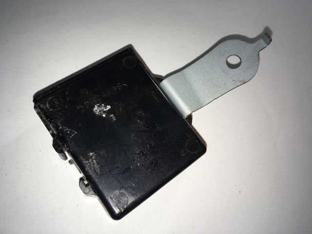 bontott TOYOTA PRIUS Kulcs Nélküli Nyitás Jeladó