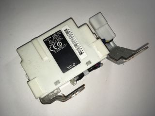 bontott TOYOTA PRIUS Kulcs Nélküli Nyitás Jeladó