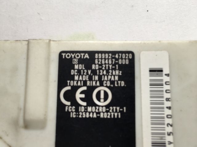 bontott TOYOTA PRIUS Kulcs Nélküli Nyitás Jeladó