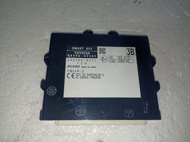 bontott TOYOTA PRIUS Kulcs Nélküli Nyitás Jeladó