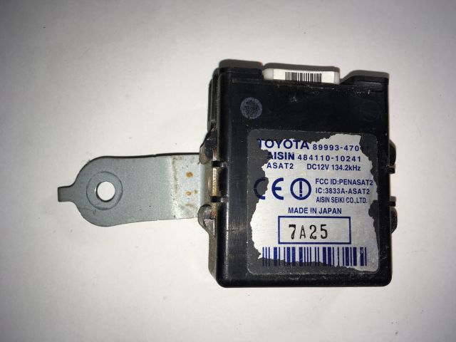 bontott TOYOTA PRIUS Kulcs Nélküli Nyitás Jeladó