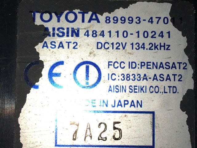 bontott TOYOTA PRIUS Kulcs Nélküli Nyitás Jeladó